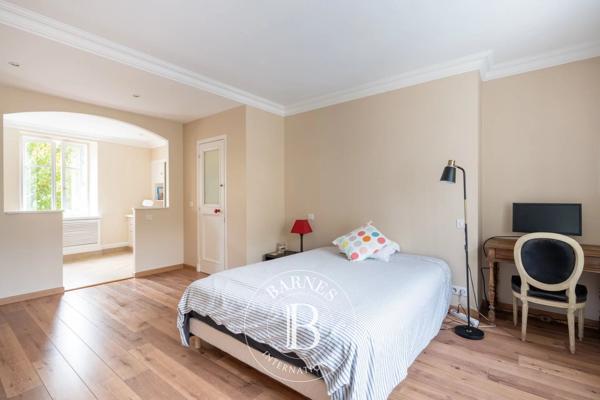 Louveciennes, Maison 8 Chambres -  480 m² à vendre