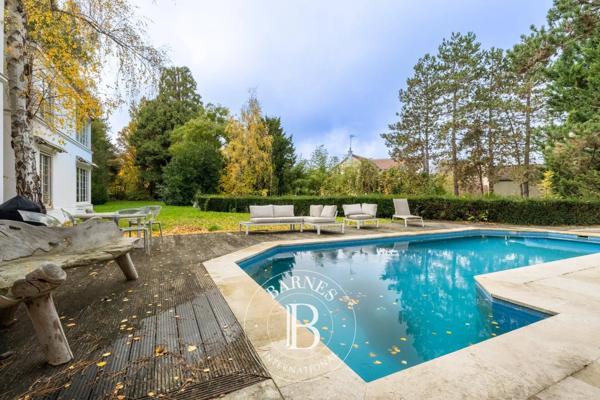 Louveciennes, Maison 8 Chambres -  480 m² à vendre