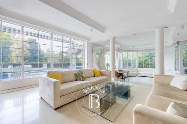 Louveciennes, Maison 8 Chambres -  480 m² à vendre