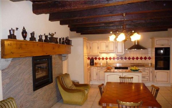 Belle propriété de caractère de 195m² avec dépendances et parc arboré