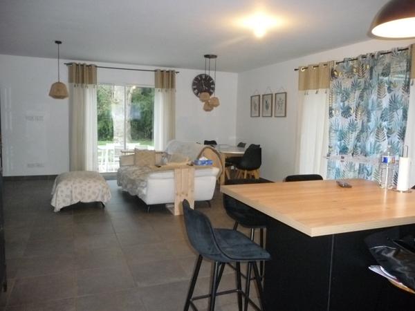 VALEILLE EN EXCLUSIVITE MAISON PLAIN PIED CONSTRUCTION 2021 SUR 1900 M²  Valeille (42110)