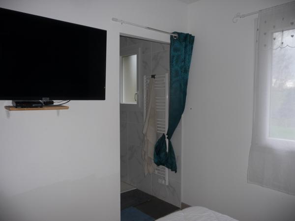 VALEILLE EN EXCLUSIVITE MAISON PLAIN PIED CONSTRUCTION 2021 SUR 1900 M²  Valeille (42110)