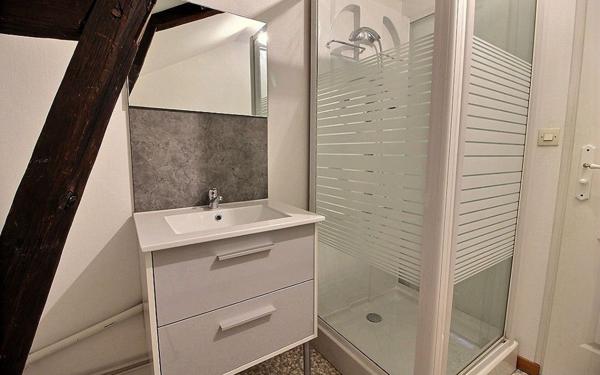 Appartement à louer    3 pièces • 36,60 m2 Le Creusot