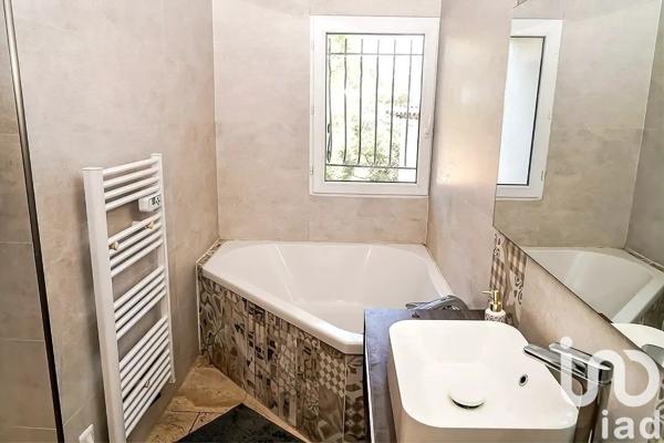 Maison à vendre 5 pièces 225 m² Marseille 11