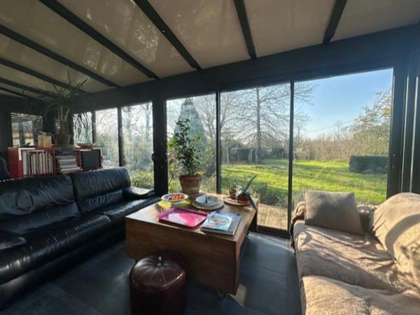 AUBIGNY-LES CLOUZEAUX, Longère 156 m², dépendance, 3569 m² terrain