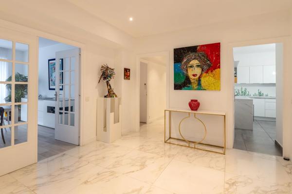 Lyon 6 - Parc Tête d'or - Appartement de 172,69 m² - 4 chambres - 1 terrasse de 28 m²