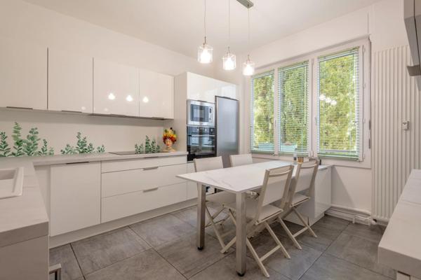 Lyon 6 - Parc Tête d'or - Appartement de 172,69 m² - 4 chambres - 1 terrasse de 28 m²