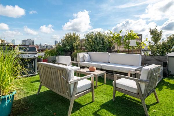 Lyon 7 - Jean Macé - Toit-terrasse de 58,87 m² - Terrasse de 110 m² environ - 1 Chambre - large box
