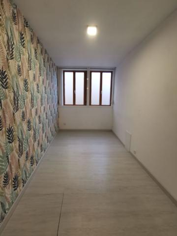 A LOUER Appartement Malicorne Sur Sarthe 4 pièce(s)