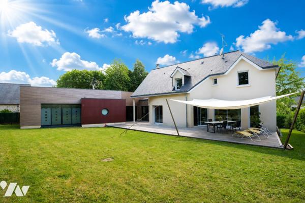 Maison d'architecte 6 chambres avec piscine couverte et espace détente