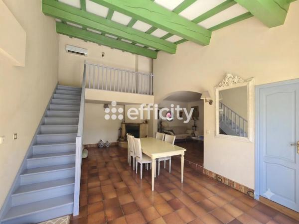 Maison
         7 pièces
        - 170 m² 699 000 € *