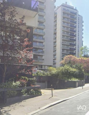 Location parking 10 m² Paris 14