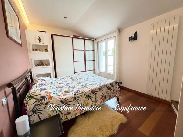 Maison à vendre 6 pièces 4 CHAMBRES - PISCINE CHAUFFEE - GARAGE - TERRAIN  SAINT GILLES CROIX DE VIE (85)