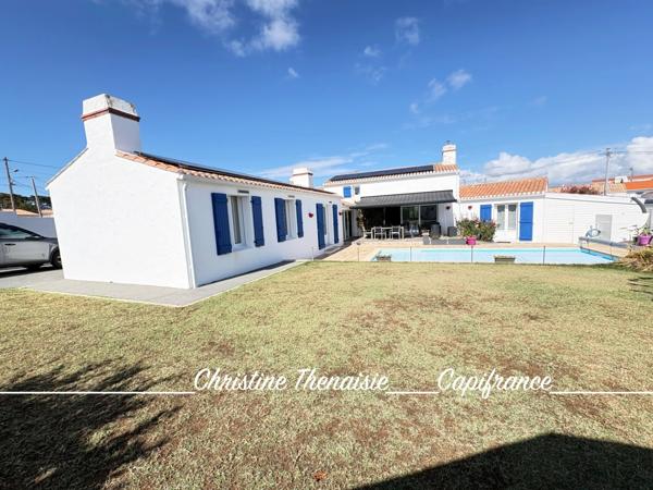 Maison à vendre 6 pièces 4 CHAMBRES - PISCINE CHAUFFEE - GARAGE - TERRAIN  SAINT GILLES CROIX DE VIE (85)