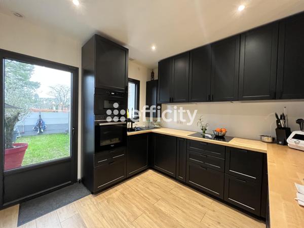 Maison 5 pièces - 180 m² Bien prestige