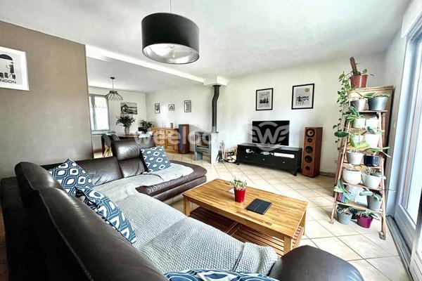 Maison à vendre 6 pièces de 142 m² à Jouy-le-Moutier