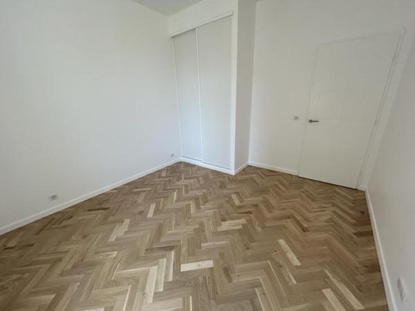 Location Appartement 4 pièces 81.7 m² - Versailles 78000