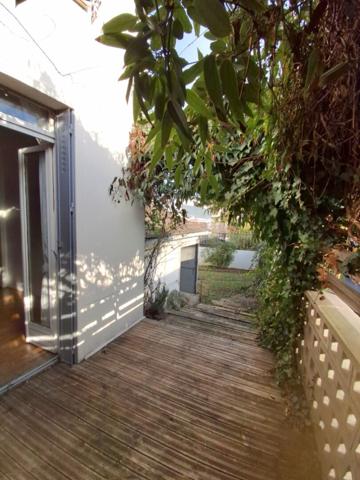 SURESNES Calme et verdure - Mison de charme à optimiser à 10' gares