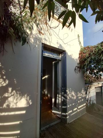 SURESNES Calme et verdure - Mison de charme à optimiser à 10' gares