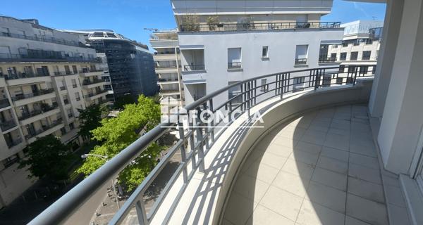Location Appartement meublé 3 pièces 56.85 m² - Issy-les-moulineaux 92130