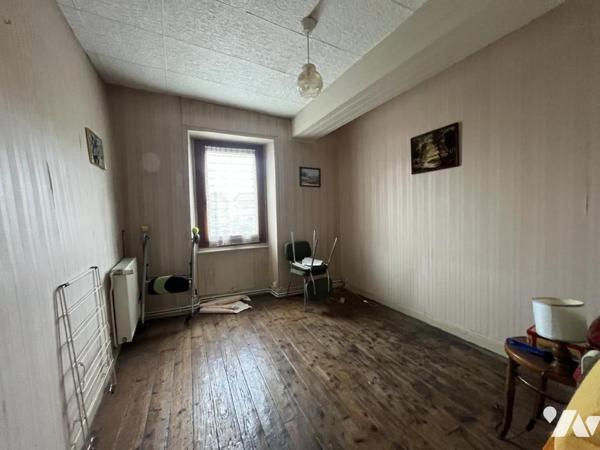 Maison d’habitation mitoyenne des 2 côtés, construite Avant 1945