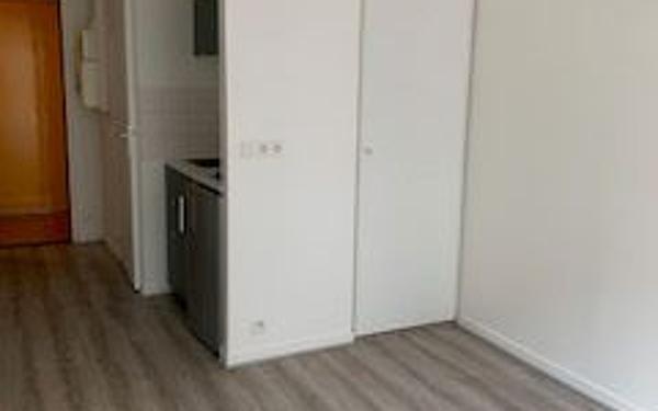 Appartement à vendre    1 pièce • 18,02 m2 Noisy-le-Grand