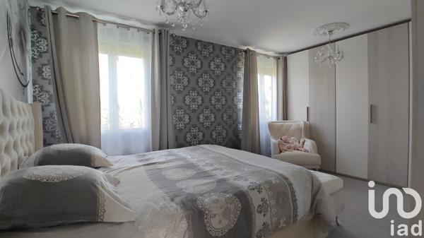 Maison à vendre 5 pièces 123 m² Saint-Georges-sur-Moulon