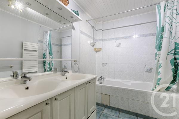 Appartement F7 à vendre  7 pièces - 154,37 m2 PARIS - 75015