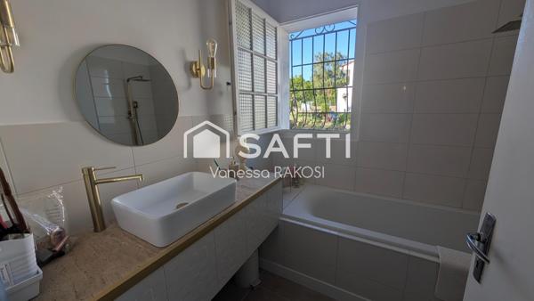 SAINTES MAISON DE PLAIN PIED DE 86 M² - 3 CHAMBRES JARDIN
