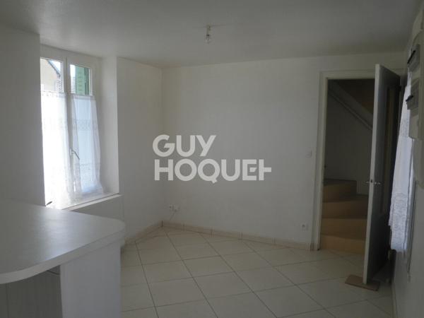 LOCATION d'un appartement 3 pièces (54 m²) à SAINT SAUVEUR