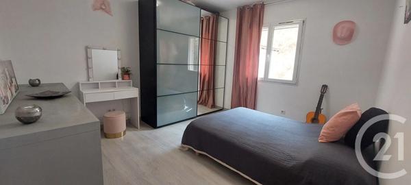 Maison à vendre  8 pièces - 210 m 2   ST JEAN DU GARD  - 30