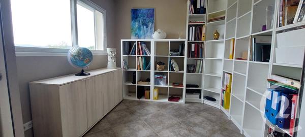 Maison à vendre  8 pièces - 210 m 2   ST JEAN DU GARD  - 30