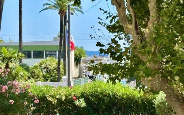 Appartement à vendre    3 pièces • 62 m2 Cannes