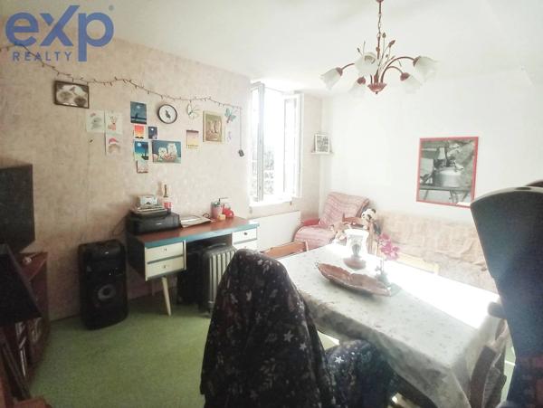 33570 - GRAND-SAINT-ÉMILIONNAIS-ENSEMBLE IMMOBILIER FAMILLIALE -