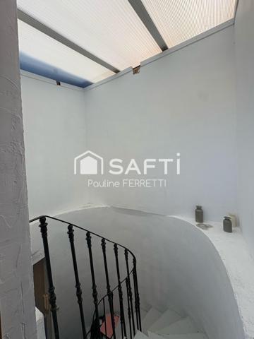 Appartement centre, T3 45m2 terrasse tropézienne