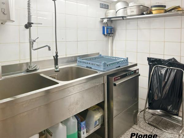 Dpt Rhône (69), à vendre LYON 4 EME ARRONDISSEMENT EXCLUSIVITE Restaurant Traiteur préparation de plats cuisinés et vente