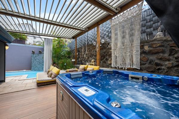 Maison à vendre 11 pièces LA SALINE LES BAINS (974)