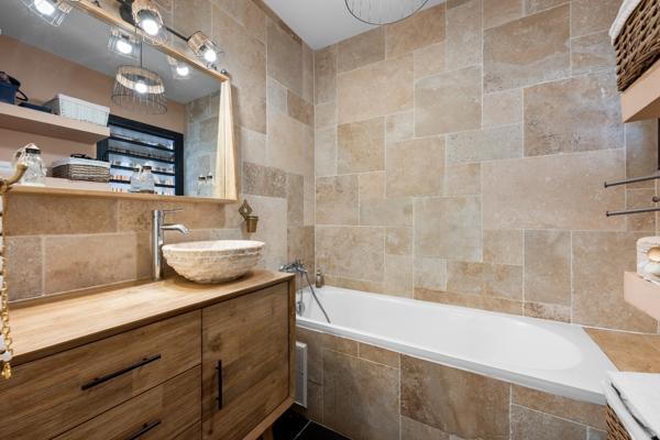 Maison à vendre 11 pièces LA SALINE LES BAINS (974)