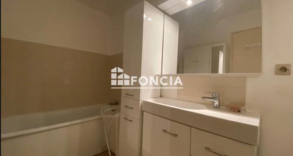 Location Appartement meublé 3 pièces 67.26 m² - Béziers 34500