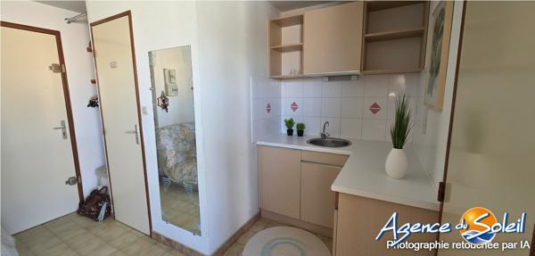 Appartement à Saint-Pierre-la-Mer T2 AVEC PARKING