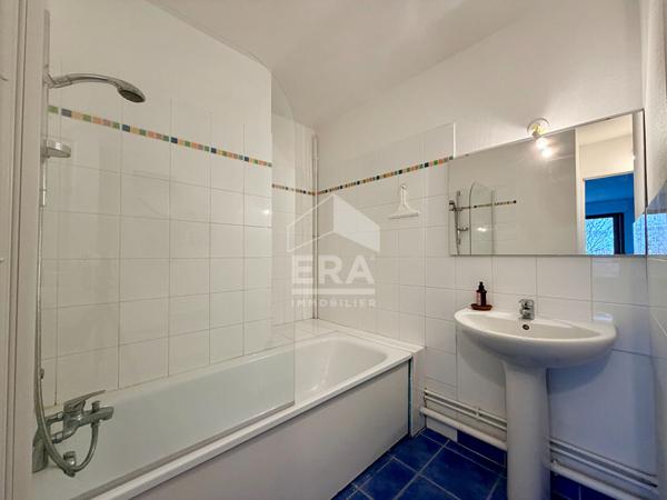Meudon Bellevue - 78 m² avec balcon, vue dégagée sur Paris, DPE C - Résidence arborée
