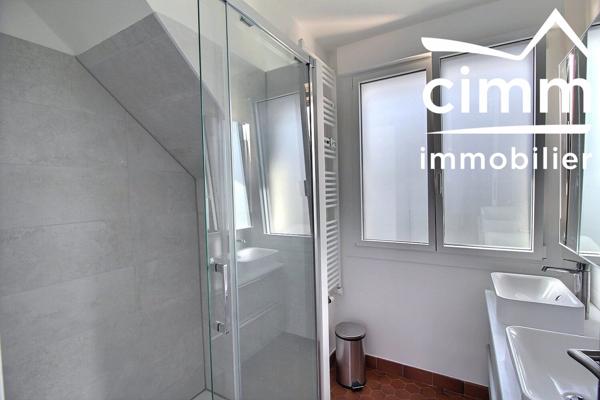 Colocation - Location à la chambre - Meublé - Dans une maison de 120 m²