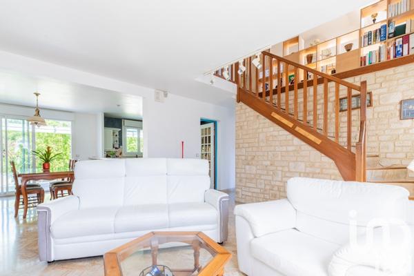 Pavillon 5 pièces de 122 m² à Yerres (91330)