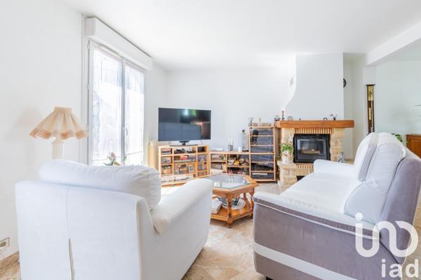 Pavillon 5 pièces de 122 m² à Yerres (91330)