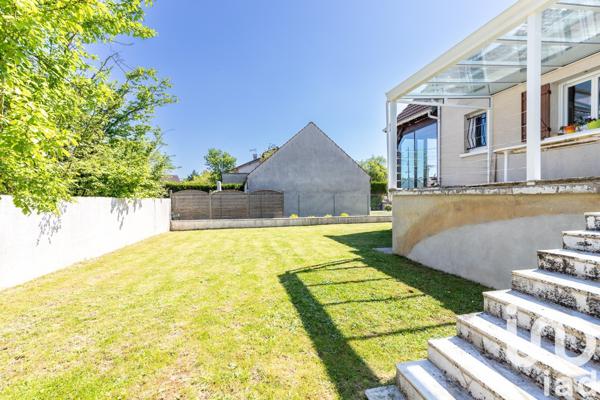 Pavillon 5 pièces de 122 m² à Yerres (91330)