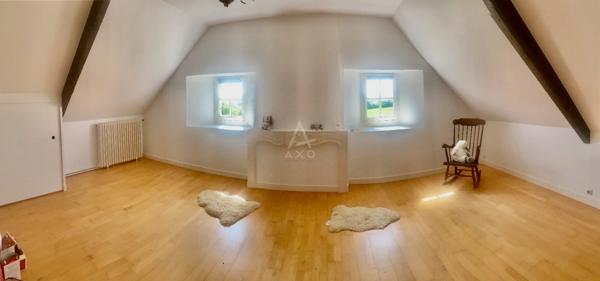 Manoir 15ème sur une parcelle de 4,6ha