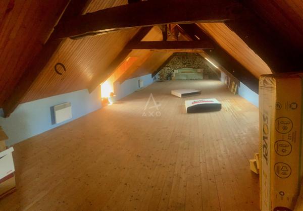 Manoir 15ème sur une parcelle de 4,6ha