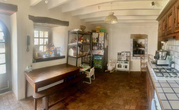 Manoir 15ème sur une parcelle de 4,6ha