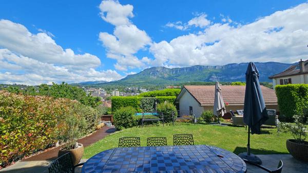 Maison Tresserve -115m²  loi Carrez-  4 Ch - jardin -piscine - garage