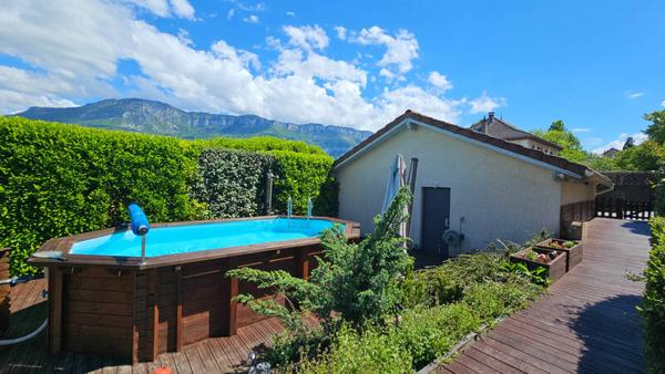 Maison Tresserve -115m²  loi Carrez-  4 Ch - jardin -piscine - garage